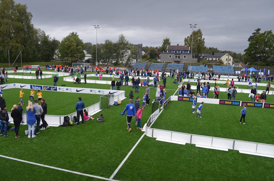 Fußball Spielfeld FOOTBALL PITCH